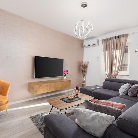 רייקה Apartman Anja מראה חיצוני תמונה