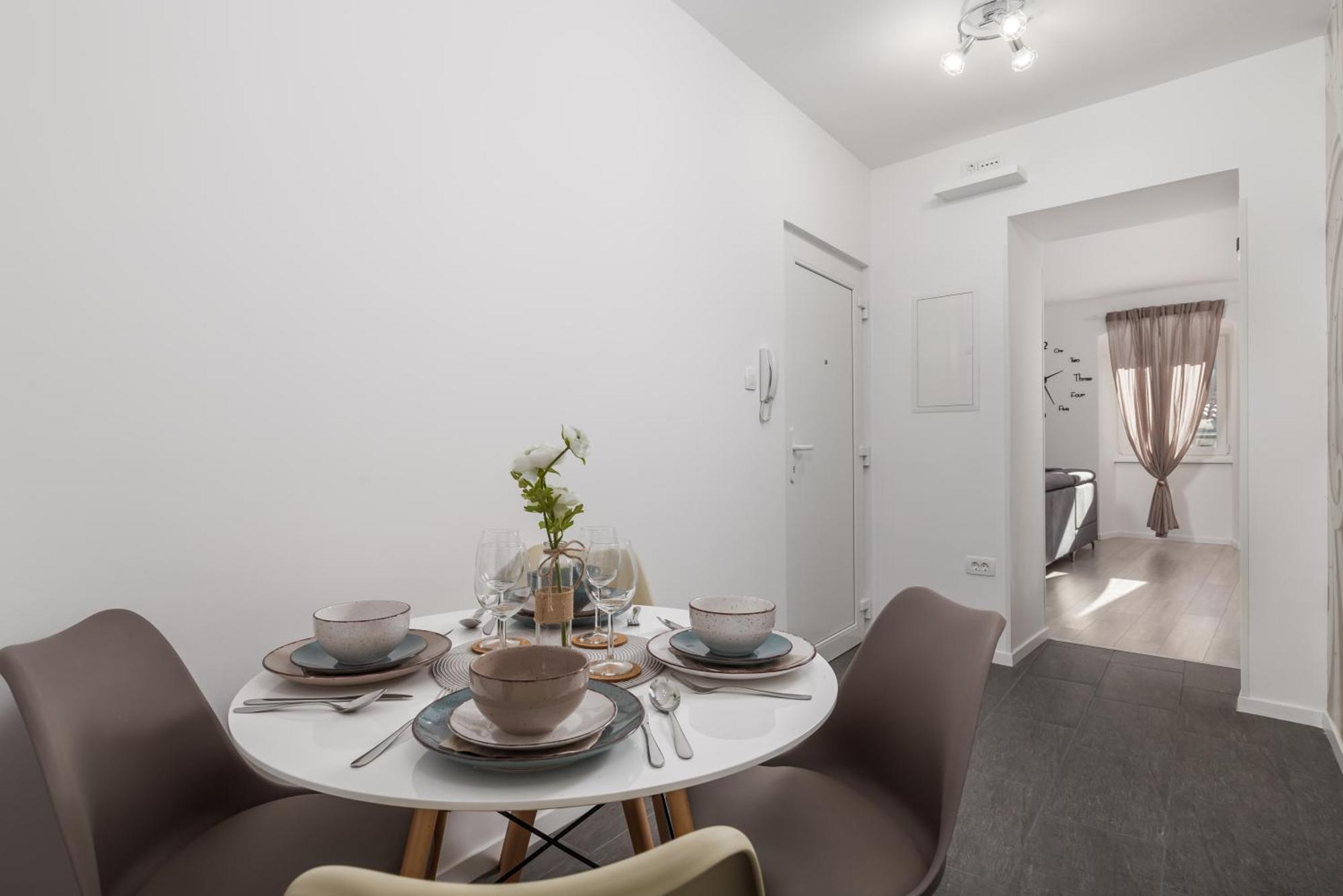 רייקה Apartman Anja מראה חיצוני תמונה